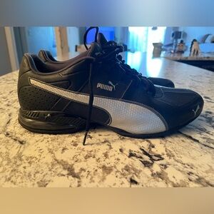 Puma men’s shoes size 11